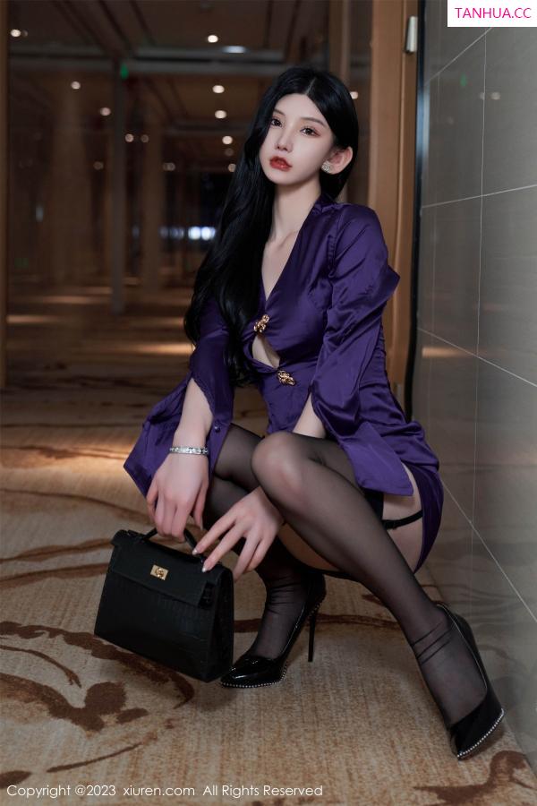 周于希dummy  [XiuRen]高清写真图 2023.09.15 No.7398 周于希Sally 丝袜美臀第14张图片